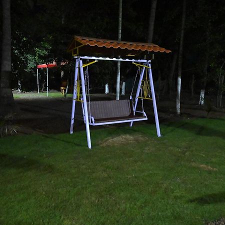 Amee'S Retreat Hotel Diveāgar Kültér fotó